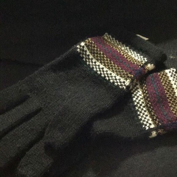 Gloves luxury Isotoners like new - Picture 2 of 4